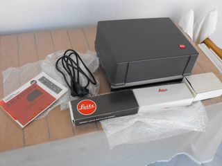 Προβολέας slides LEITZ PRADOVIT CA 2502