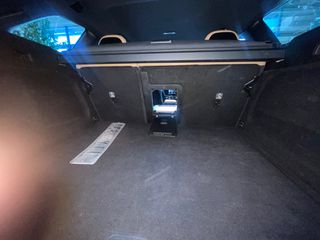 Volvo XC 60 2018-thumb-17