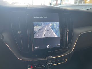 Volvo XC 60 2018-thumb-23