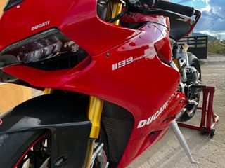 Ducati 1199 Panigale 2014 PANIGALE S  / OHLINS/ ABS / CARBON-thumb-6