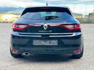 Renault Megane 2017-thumb-9