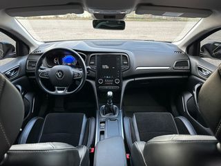 Renault Megane 2017-thumb-11