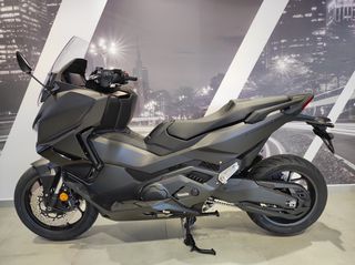 Honda Forza 750 2025 ΆΤΟΚΑ