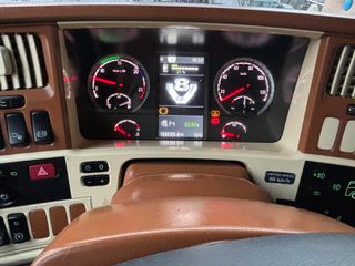Scania 2011 R560-thumb-5