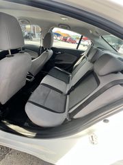 Fiat Tipo 2018-thumb-8