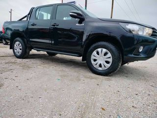 Toyota Hilux 2017 DOUBLE CAB 2.5 D-4D 4X4-thumb-32