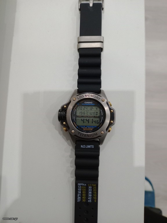 CASIO DEP-700 TITANIUM PROFESSIONAL DIVER 200M
