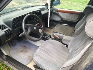 Lancia 1992 THEMA-thumb-1