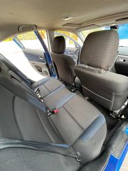 Mazda 3 2004-thumb-5