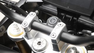 Voge DS 900X 2026 ΜΕ 18 ΑΤΟΚΕΣ AUTO MOTO LAND-thumb-5