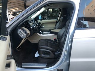 Land Rover Range Rover Sport 2015 3.0 SPORT SDV6 4x4-thumb-17