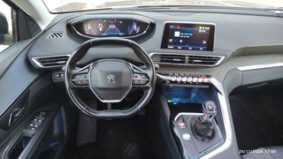 Peugeot 3008 2016 1.2 PURETECH 130 ALLURE-thumb-11