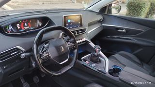 Peugeot 3008 2016 1.2 PURETECH 130 ALLURE-thumb-15