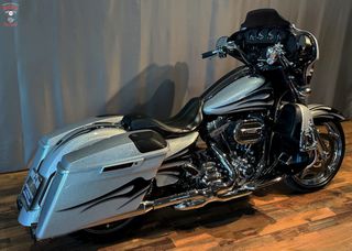 Harley Davidson Touring CVO Street Glide 2015-thumb-1