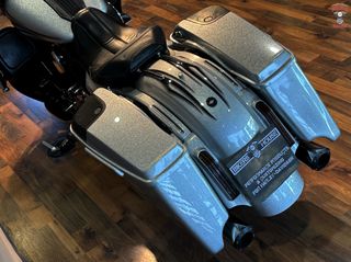 Harley Davidson Touring CVO Street Glide 2015-thumb-6