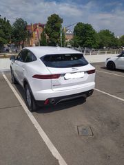 Jaguar E-Pace 2018-thumb-5