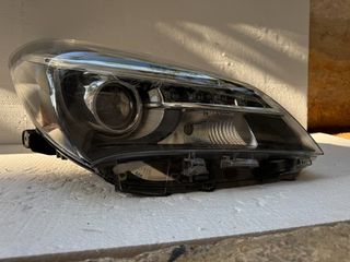 ΦΑΝΑΡΙ ΕΜΠΡΟΣ ΔΕΞΙ LED ΓΝΗΣΙΟ TOYOTA YARIS P13 (KSP130 - NLP130 - NSP130 - NHP130) 2014 - 2017
