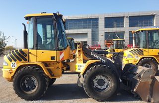 Φορτωτής Με Λάστιχα Volvo 2011 L30B-thumb-1