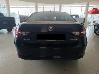 Skoda Superb 2017 STYLE-thumb-5