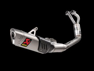 Akrapovic ολόσωμη εξάτμιση για Yamaha R7 2021-
