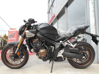 Honda CB 650 2025 R 2025 E-CLUTCH // ΕΤΟΙΜΟΠΑΡΑΔΟΤΟ