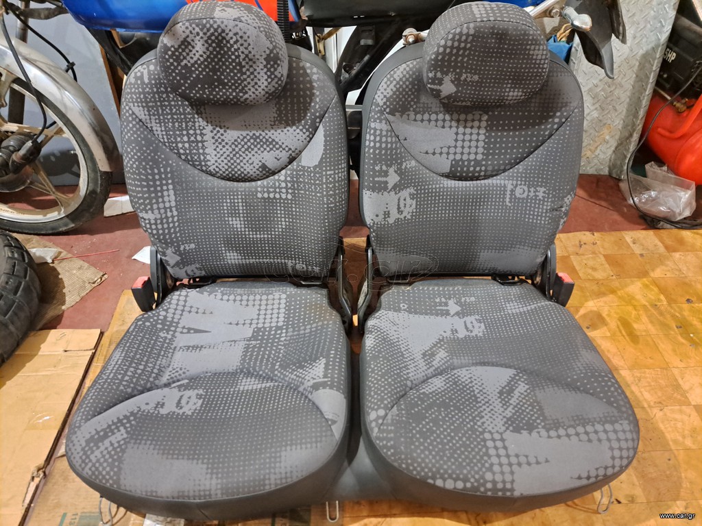 Πίσω καθίσματα Citroen C2
