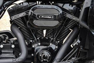 Harley Davidson Street Glide 2020 CVO-thumb-10
