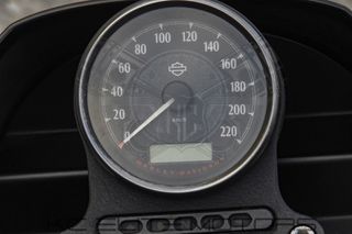 Harley Davidson Iron 1200 2019-thumb-17