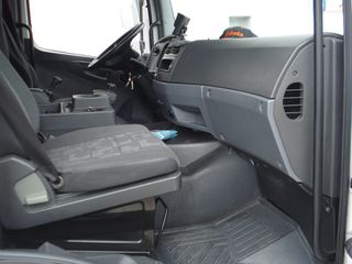 Κόφα Mercedes-Benz 2011 ATEGO-thumb-10