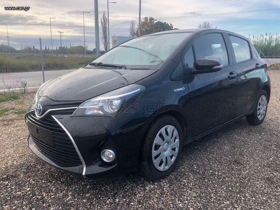Toyota Yaris 2015 1.5 HYBRID