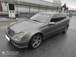 Mercedes-Benz C 200 2006 C200 KOMPRESSOR 4.499€