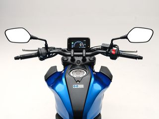 Honda CB 125 2026 CB125R EURO5+-thumb-4