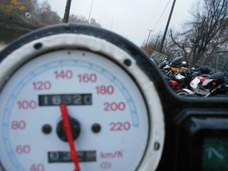 DUCATI MONSTER 600-thumb-10
