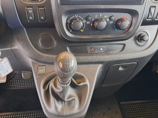 Opel Vivaro 2016 9 ΘΕΣΕΙΟ 1600 ΚΥΒΙΚΑ ΠΙΣΩ ΚΛΙΜ-thumb-59