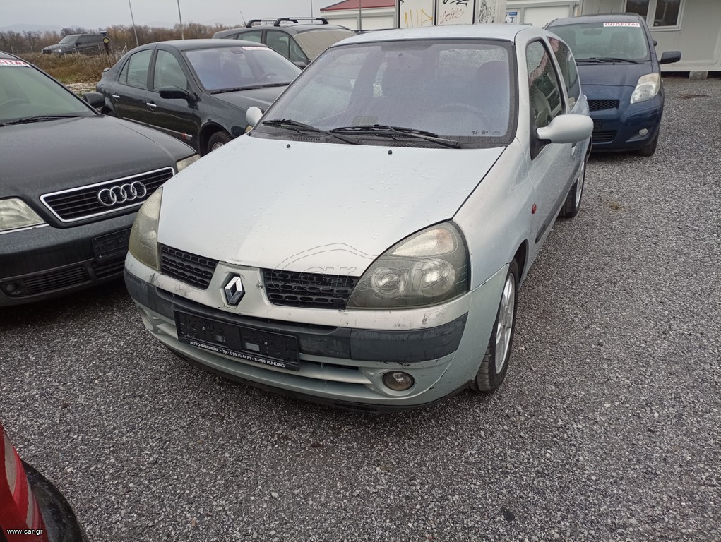 Renault Clio 2003 1.4 16V DYNAMIQUE