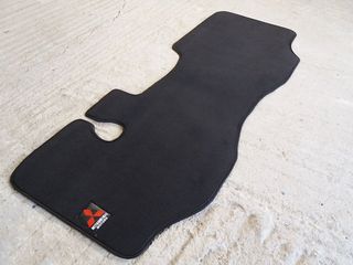 MITSUBISHI L300.ΠΑΤΑΚΙΑ ΣΕΤ..-thumb-1