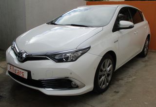 Toyota Auris 2015 1.8 HSD CVT NAVI LOUNGE