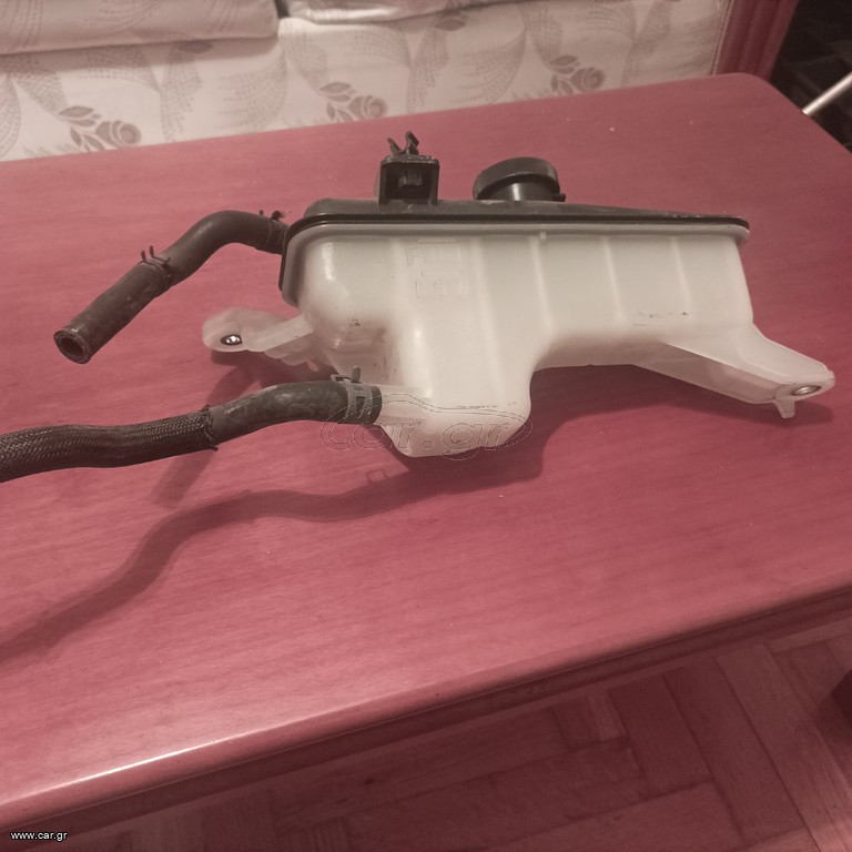 Δοχείο νερού - Toyota - Rav 4 - 2006-2013 - Kινητήρα  1ΑΖ