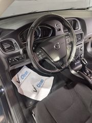 Volvo V40 2018-thumb-10