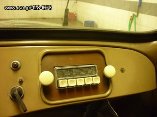Renault 1950 4CV-thumb-10
