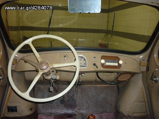Renault 1950 4CV-thumb-12