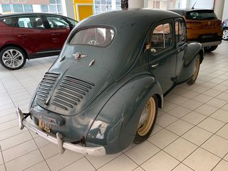 Renault 1950 4CV-thumb-6