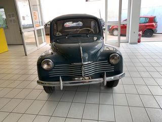 Renault 1950 4CV-thumb-2
