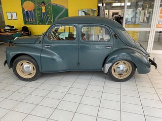 Renault 1950 4CV-thumb-4