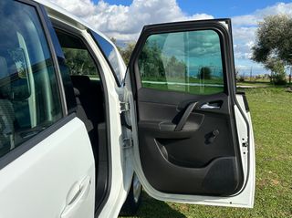 Opel Meriva 2016-thumb-36