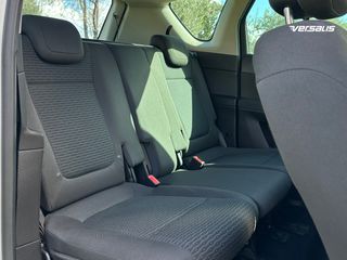 Opel Meriva 2016-thumb-23