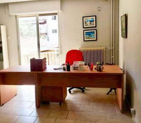 Πωλείται Διευθυντικό Γωνιακό Γραφείο SATO με 2 Συρταριέρες –Πολύ καλή Κατάσταση