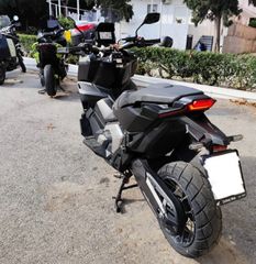 Honda X-ADV 2023-thumb-5