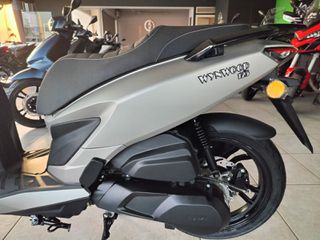 UM 2025 NEW WYNWOOD 125 EU5+ 10 ΧΡΟΝΙΑ ΕΓΓΥΗΣΗ !! ΠΡΟΣΦΟΡΑ 1.899 !!-thumb-24