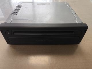 Μονάδα πλοήγησης (GPS) Renault Megane 2003-2008 με κωδικό 8200338534